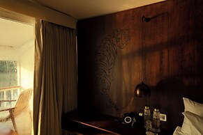 Tree of Life Ramvilas Bandhavgarh