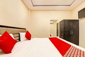 Goroomgo Madhav Inn Lucknow