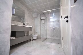 Alion Hotel