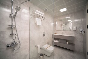 Alion Hotel