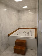 Alion Hotel