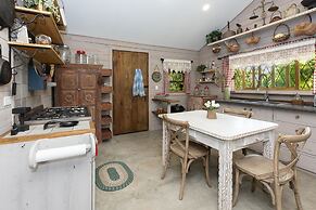 Quinta Pavo Real Complex by Acomodo