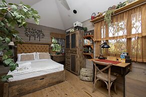 Quinta Pavo Real Complex by Acomodo