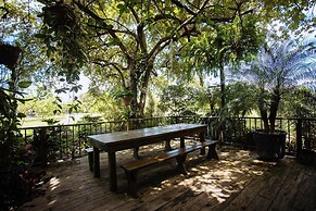 Quinta Pavo Real Complex by Acomodo