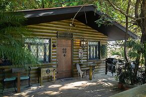 Quinta Pavo Real Complex by Acomodo