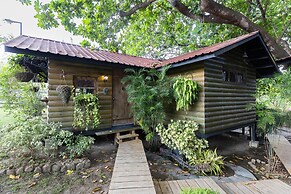 Quinta Pavo Real Complex by Acomodo