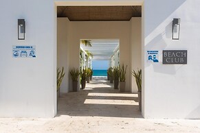 The Acomodelo Condo by Acomodo