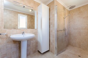 Dones D Aigua 11 in Urbanitzaci s Estanyol