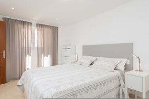 Luisamar Sea View in S Illot-cala Morlanda