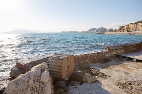 La Torre Del Carmen in M Laga