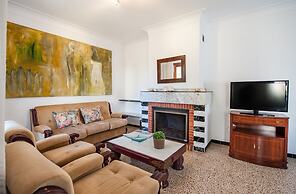 Miloca2 in Mallorca With 3 Bedrooms and 2 Bathrooms