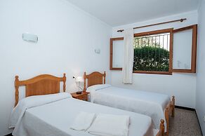 Miloca2 in Mallorca With 3 Bedrooms and 2 Bathrooms
