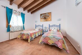 Solluna in Mallorca With 4 Bedrooms and 3 Bathrooms