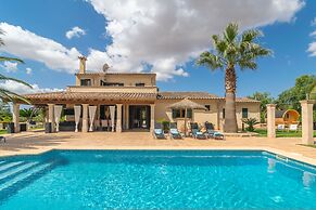 Villa Sun Club Home in Llucmajor