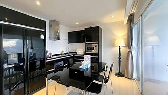 A11 - 2 Bdr Condo, Stunning Sea View, Karon Beach