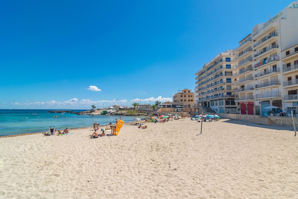Marinamar Sea View in S Illot-cala Morlanda
