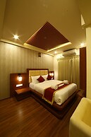 Royal Stay