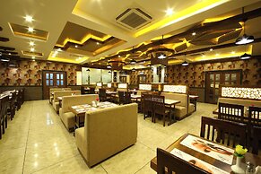 Royal Stay