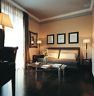 The Inn at the Spanish Steps Luxury Collection -The View