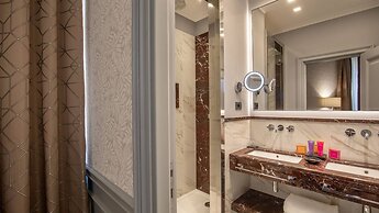The Inn at the Spanish Steps Elegant Collection - The Gem