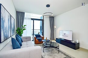 2bedroom Apt in Burj Crown