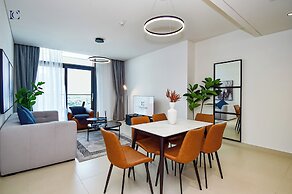 2bedroom Apt in Burj Crown