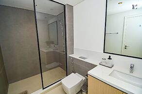 2bedroom Apt in Burj Crown