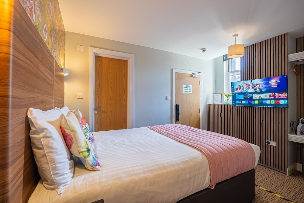 Sarah Hotel