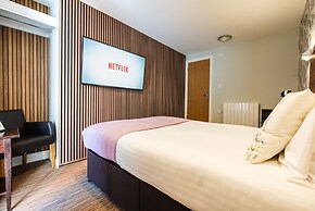 Sarah Hotel
