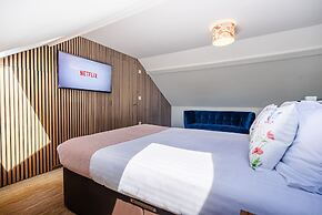 Sarah Hotel