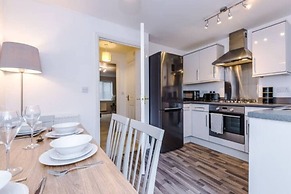 Lovely three bed home Manchester