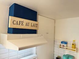 Sunrise BnB with Free Parking