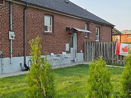 Sunrise BnB with Free Parking