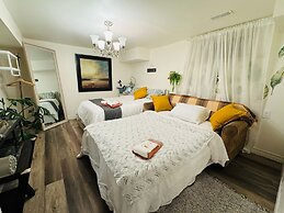 Sunrise BnB with Free Parking