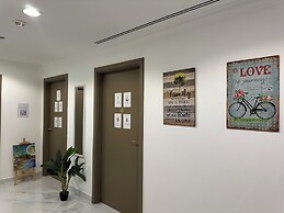 Perla Hostel - Dubai Marina