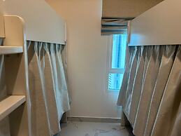 Perla Hostel - Dubai Marina