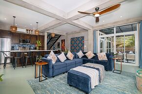 Conmigos 3 Bedroom Condo - Unit 1