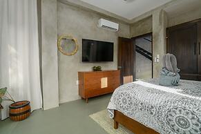 Conmigos 3 Bedroom Condo - Unit 1