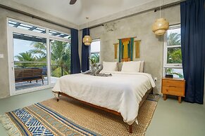 Conmigos 3 Bedroom Condo - Unit 1