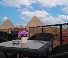 Turquoise Pyramids Gate