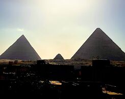 Turquoise Pyramids Gate