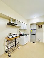 Hubomoto Avida Suites