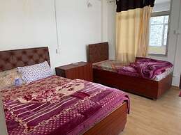 Yangzom La Homestay