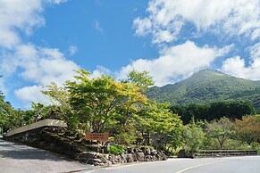 Yufuin Geihinkan Kura