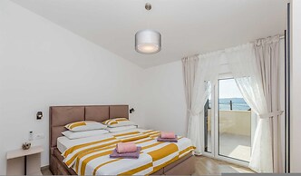 Holiday House Villa Andro