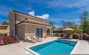 Holiday House Villa Andro