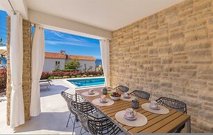 Holiday House Villa Andro