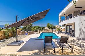 Villa DEI Tramonti With Private Pool