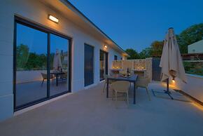 Villa Quarnaro With Heated Pool
