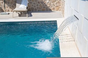 Villa Quarnaro With Heated Pool
